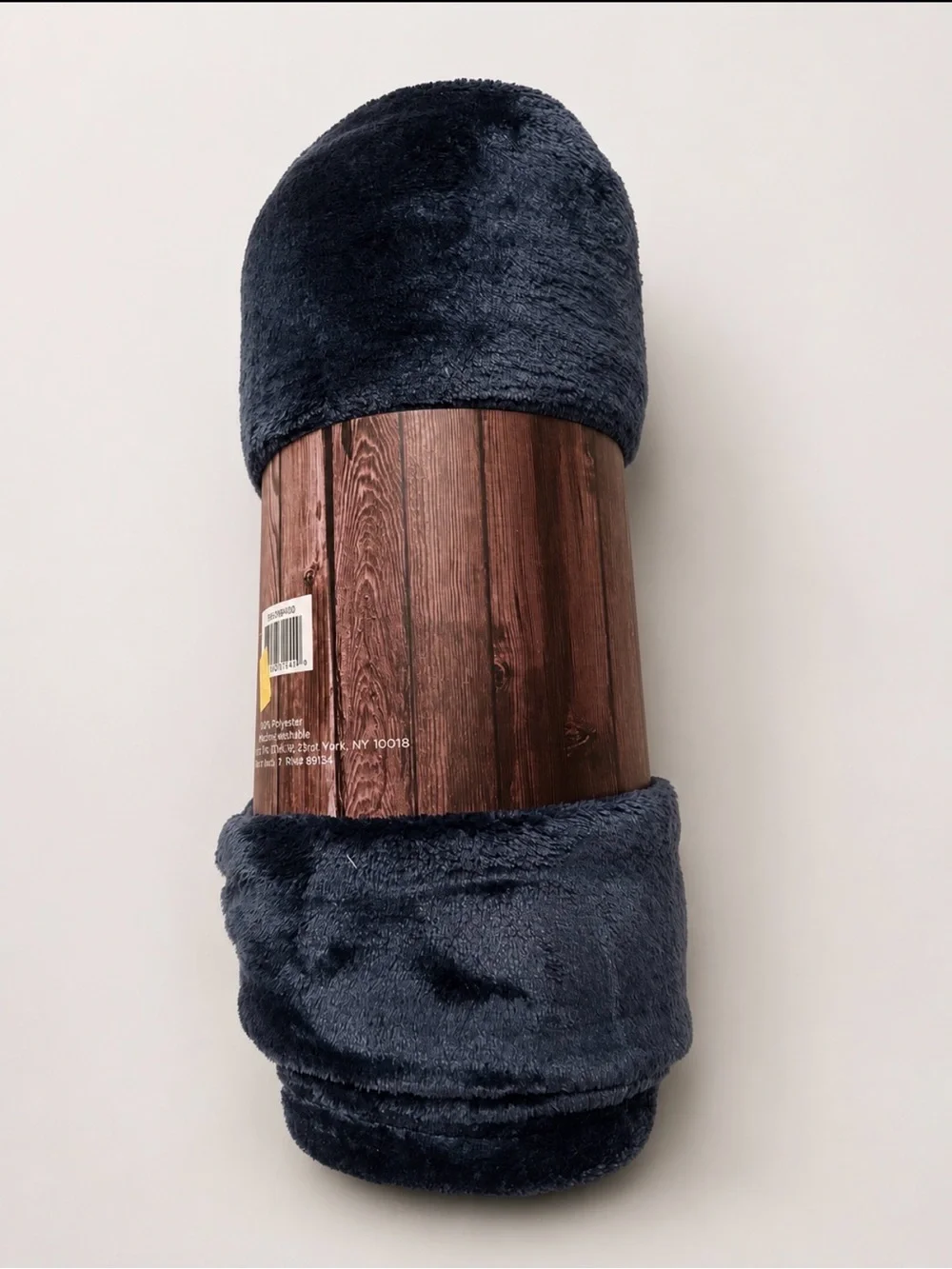 Brooklyn Loom Plush Throw Blanket 50” x 60” – Navy – Super Soft – NWT - Picture 3 of 3